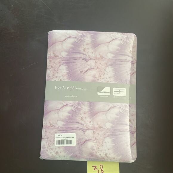 MacBook Air 13” 2010-2017 purple hardshell case - Picture 3 of 3